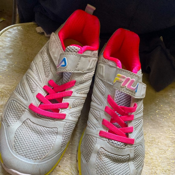 Colorful FILAS - Picture 2 of 4